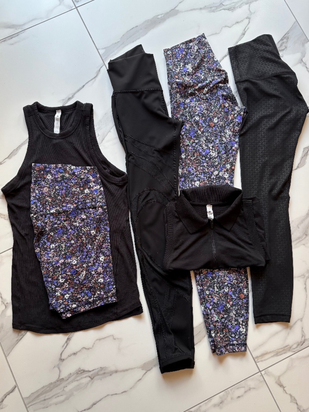 Lululemon Bundle - RARE black leggings with MESH INSERT